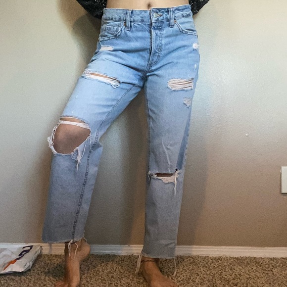 Garage Style High Rise Distressed Light Wash Jeans Size 27 - Picture 5 of 6